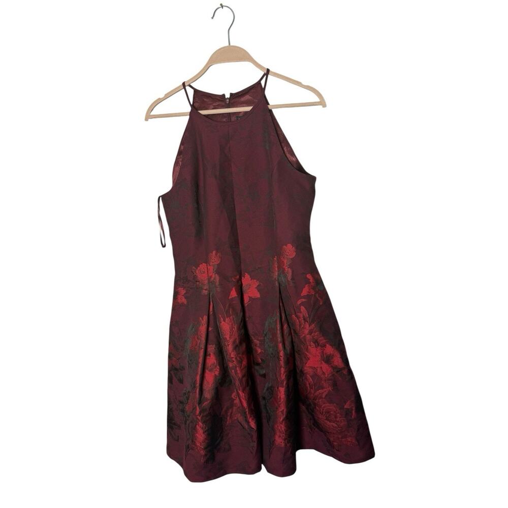 White‎ House Black Market Red Floral-Jacquard Fit-And-Flare Dress size 6